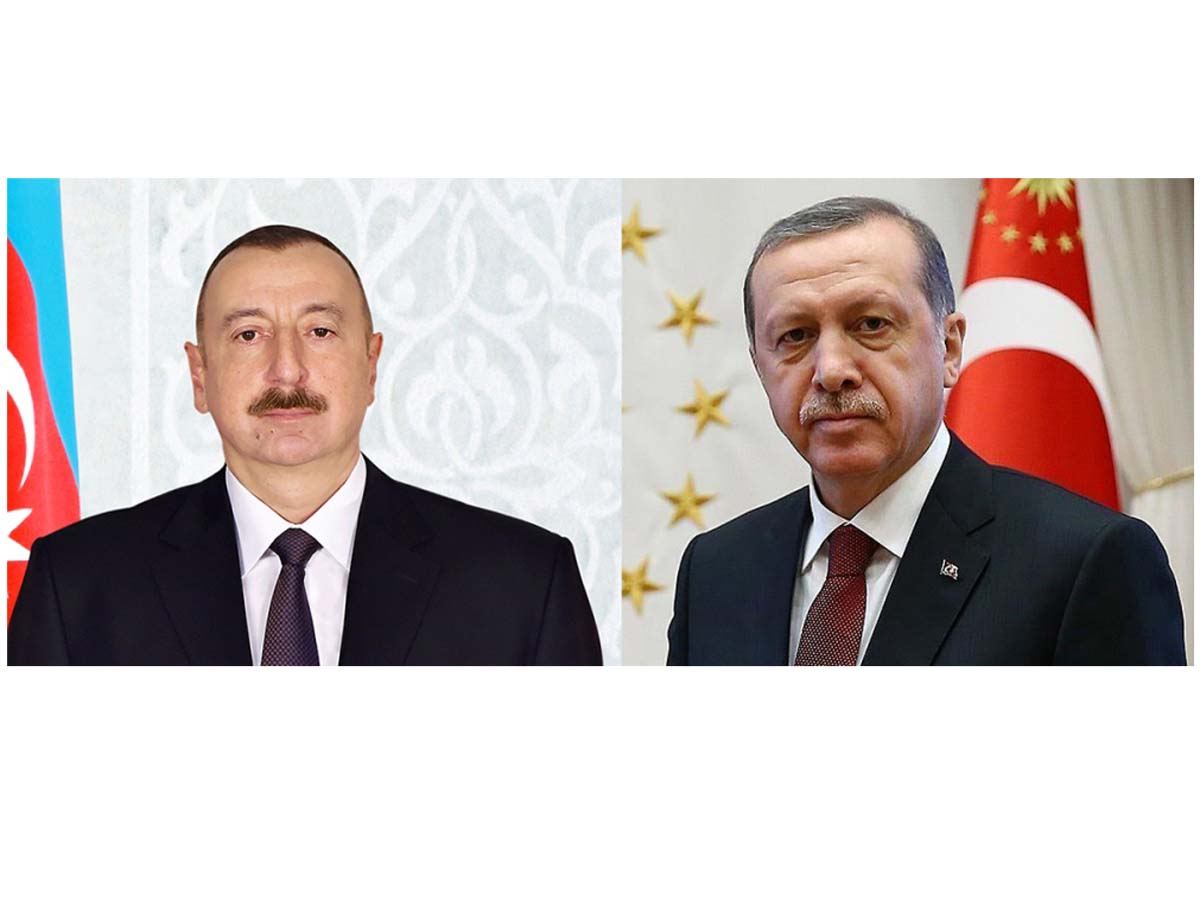 Azerbaijani, Turkish presidents hold phone conversation