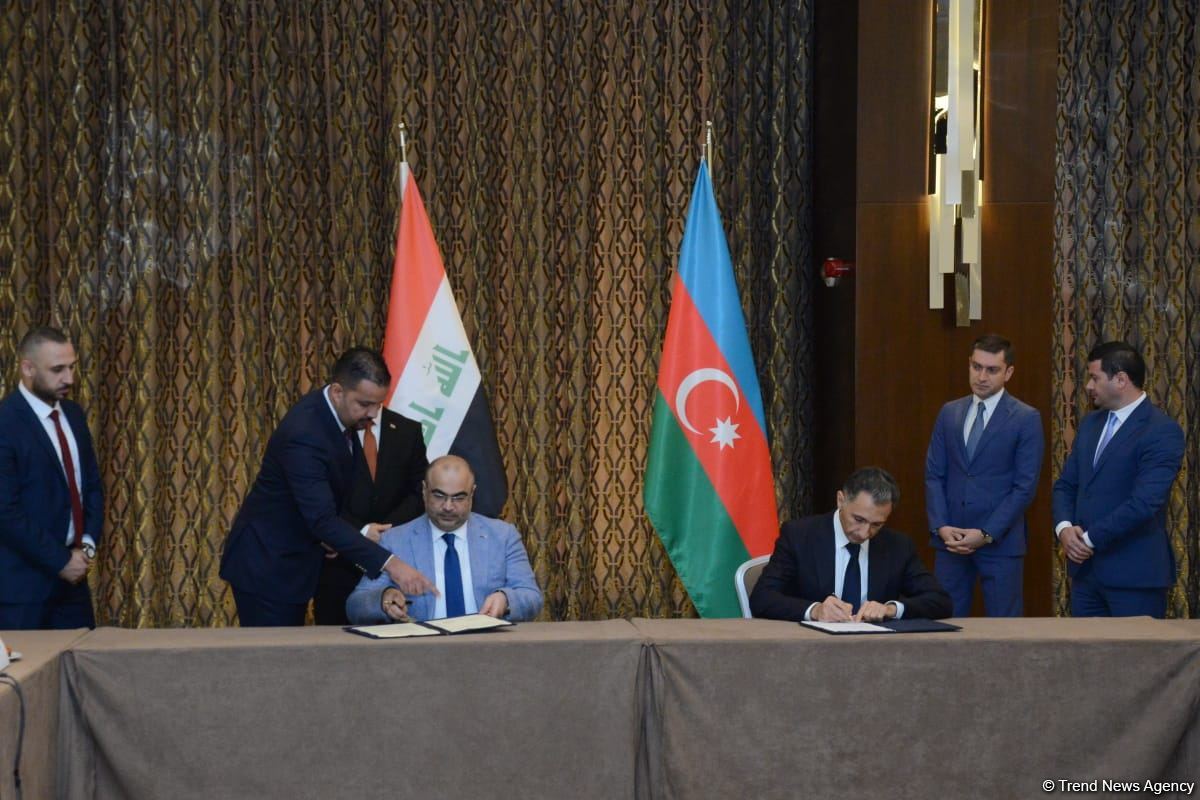 В Баку подписан протокол по итогам второго заседания Совместной комиссии Азербайджана и Ирака (ФОТО)