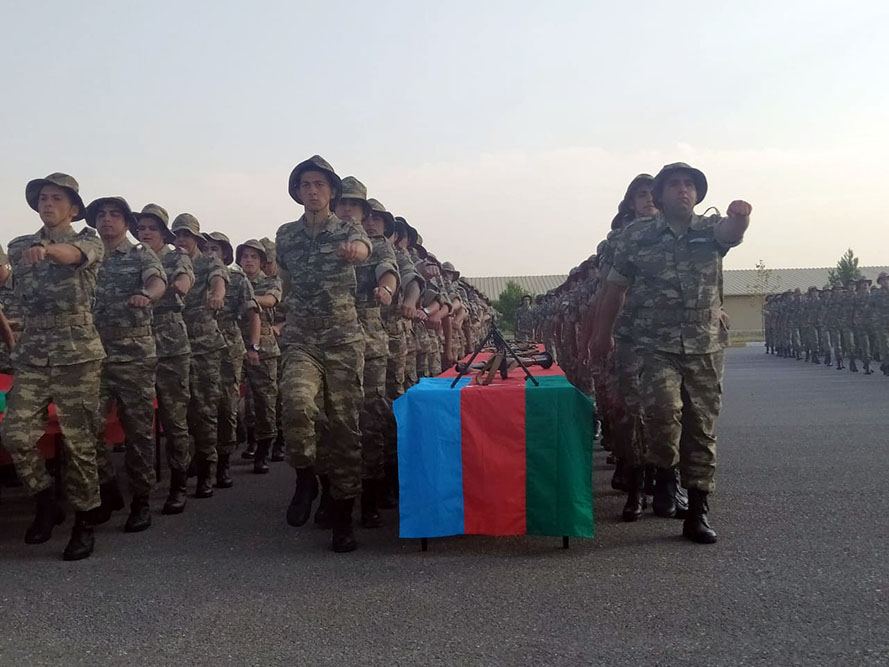 Azərbaycan Ordusunda andiçmə mərasimləri keçirilib (FOTO)