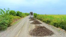 Kürdəmirdə 13 km uzunluğunda avtomobil yolu yenidən qurulur (FOTO)