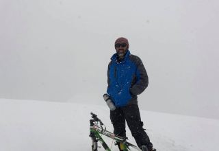 Велопутешественник Рамиль Зиядов продолжает штурмовать Пик Ленина – достигнута высота 5700 м (ФОТО)