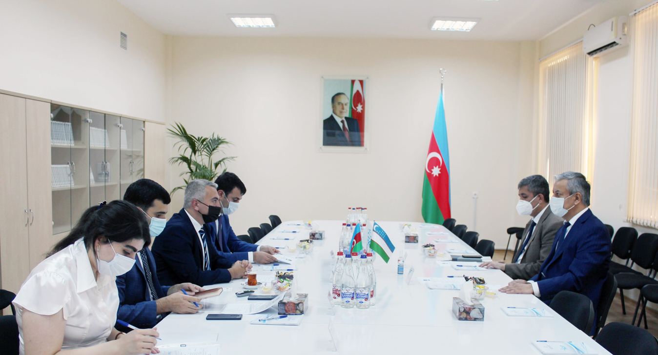 Узбекских бизнесменов пригласили воспользоваться инвестиционным климатом промпарков Азербайджана
