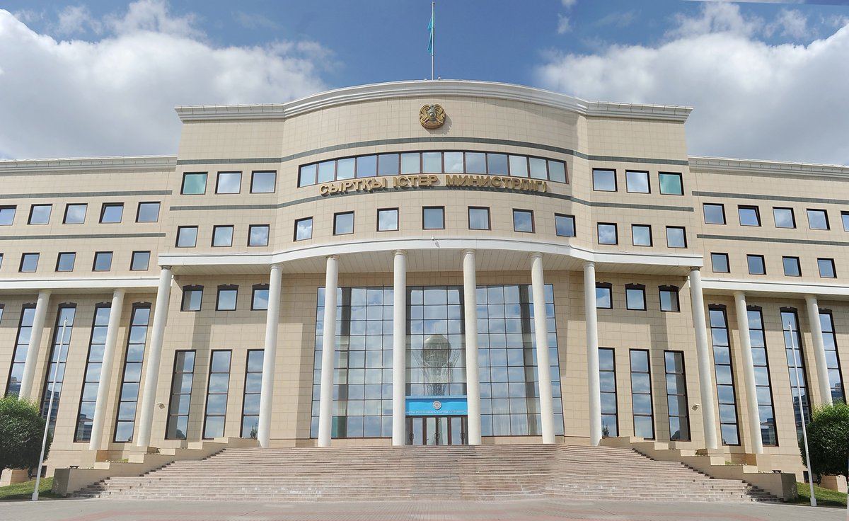 Казахстан решительно осуждает нападение на посольство Азербайджана в Тегеране - МИД