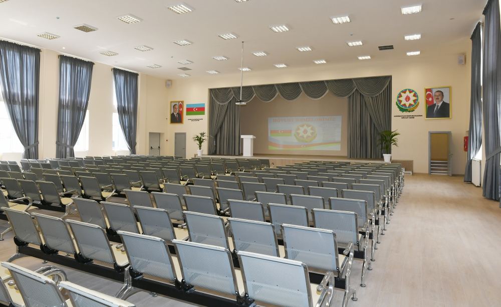 Первый вице-президент Мехрибан Алиева приняла участие в открытии реконструированных учебных и образовательных учреждений в Хазарском районе (ФОТО/ВИДЕО)