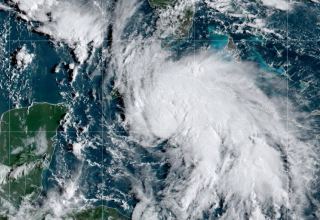 Hurricane Ida lashes Cuba's Isle of Youth