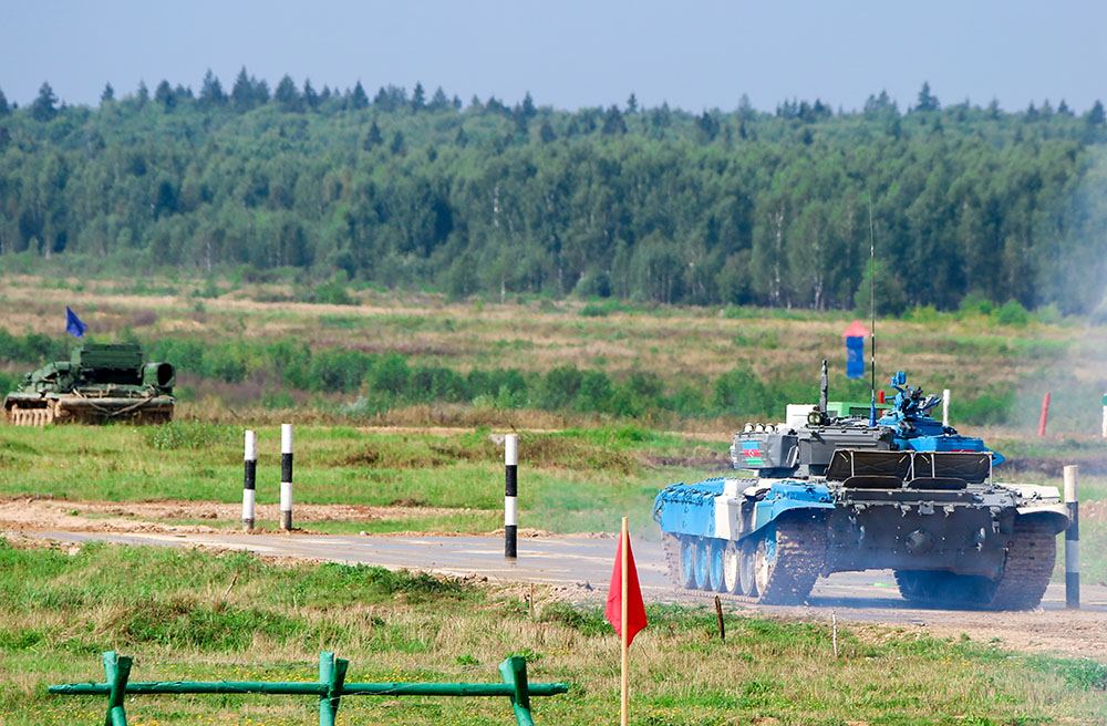 Tankçılarımız “Tank biatlonu” müsabiqəsində yarımfinal mərhələsinə vəsiqə qazanıblar (FOTO) - Gallery Image