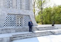 Президент Ильхам Алиев и Первая леди Мехрибан Алиева приняли участие в открытии Дней поэзии Вагифа в Шуше (ФОТО/ВИДЕО)