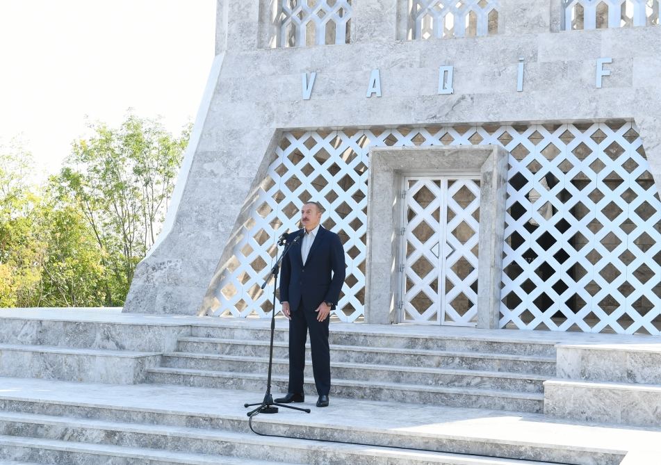 Prezident İlham Əliyev: Vaqif poeziya günləri keçirilərkən atamın 59 yaşı var idi, bu gün mənim 59 yaşım var