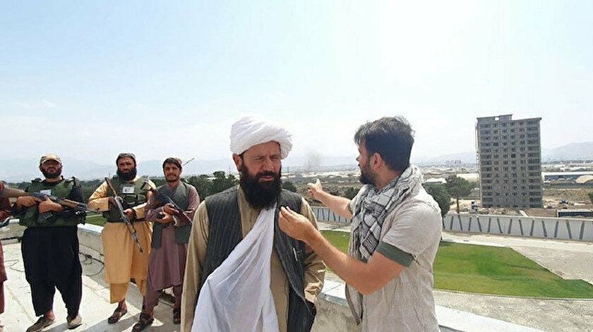 Yeni Şafak'ın Taliban komutanıyla röportajı sırasında Kabil Havalimanı'nda patlama