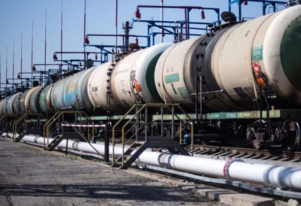 Kyrgyzstan's oil product import from Uzbekistan drops in volume, jumps in value