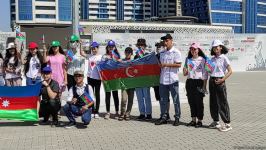 Yay məktəbində iştirak edən şəhid və qazi övladları Hərbi Qənimətlər Parkını ziyarət edib (FOTO)