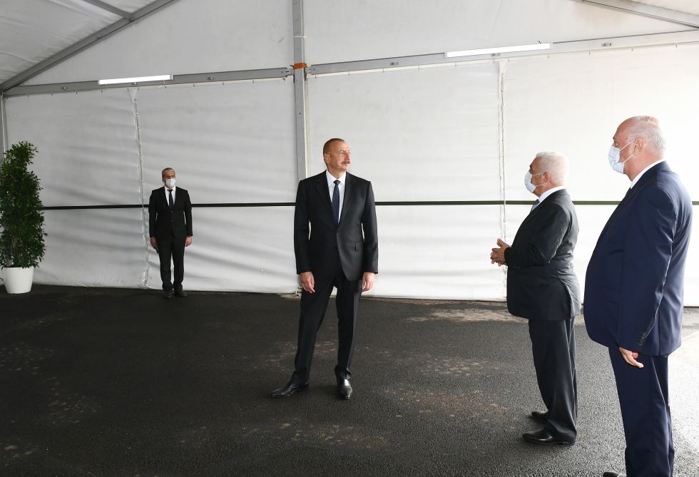 Президент Ильхам Алиев принял участие в открытии новой эстакады-насосной станции Сумгайытской электростанции (ФОТО)