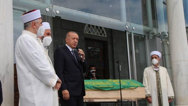 Cumhurbaşkanı Erdoğan, Osman Yıldız'ın cenazesine katıldı