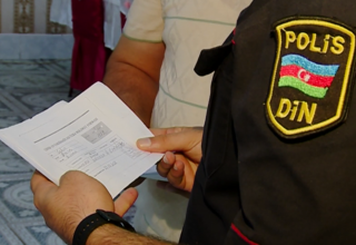 МВД Азербайджана анонсировало рейды по проверке наличия COVID-паспортов у таксистов