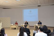Минобразования Азербайджана провел брифинг по вопросу организации занятий в школах и вузах (ФОТО/ВИДЕО)
