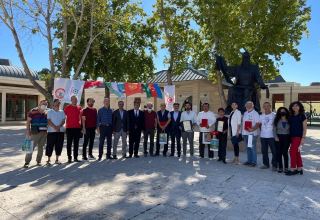 Представители Азербайджана участвуют во встрече художников тюркского мира (ФОТО)