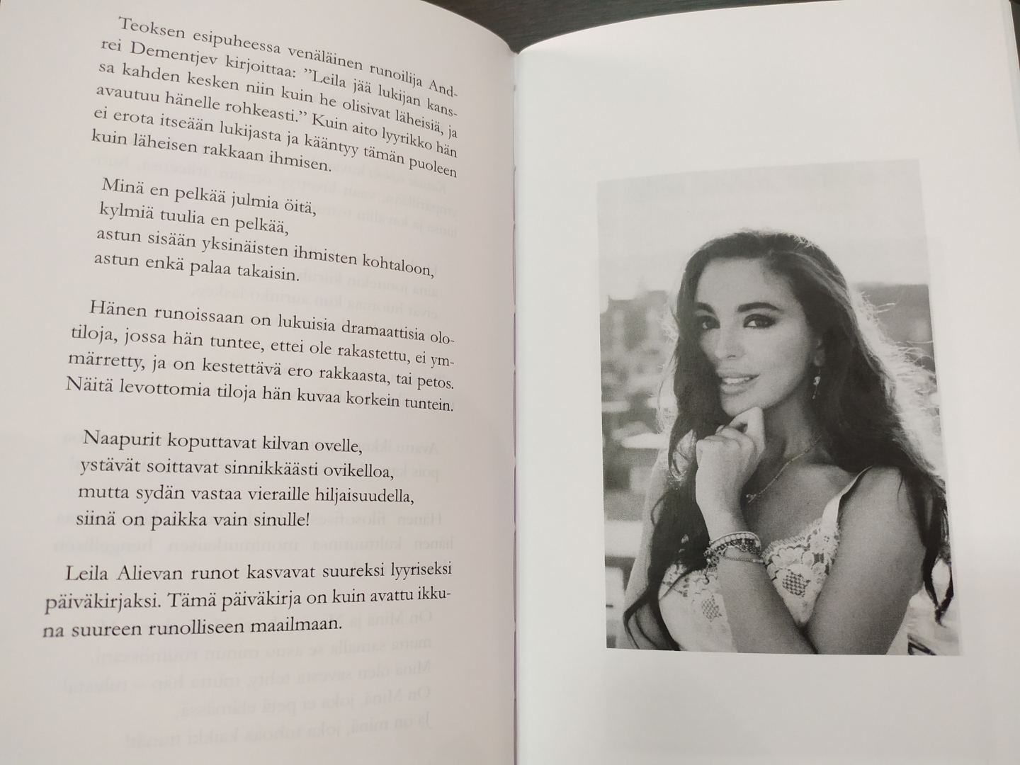 Leyla Əliyevanın “Açıq pəncərə” kitabı fin dilində nəşr olunub (FOTO)