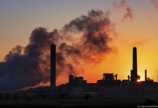Shifting away from carbon-intense industries to trigger economic volatility, says WEF