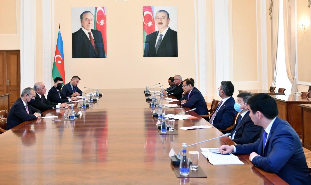Azerbaijan's PM meets with Turkic Council delegation (PHOTO)