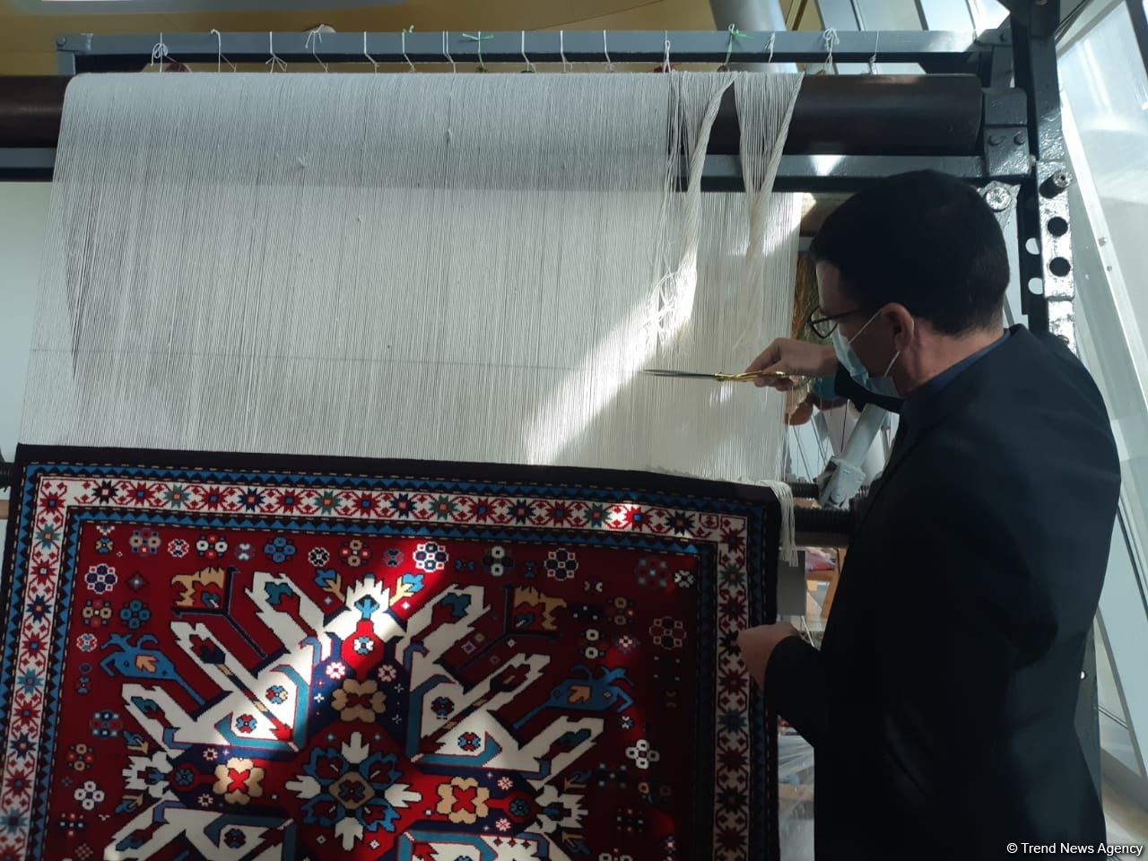 В Баку состоялась торжественная церемония срезания карабахского ковра "Челеби" (ВИДЕО/ФОТО)