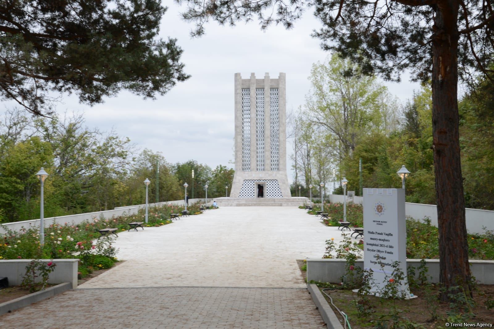 На освобожденных территориях Азербайджана паспортизированы 42 памятника - госслужба
