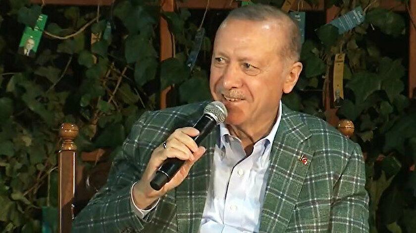 Cumhurbaşkanı Erdoğan: Eşimle şiir gibi bir yaşamımız var