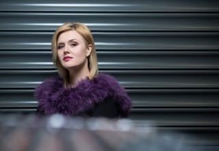 Певица из Польши предстанет в Баку в образе Виолетты