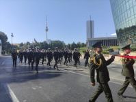 Проходят шествия в связи со 103-й годовщиной освобождения Баку от большевистско-дашнакской оккупации (ФОТО)