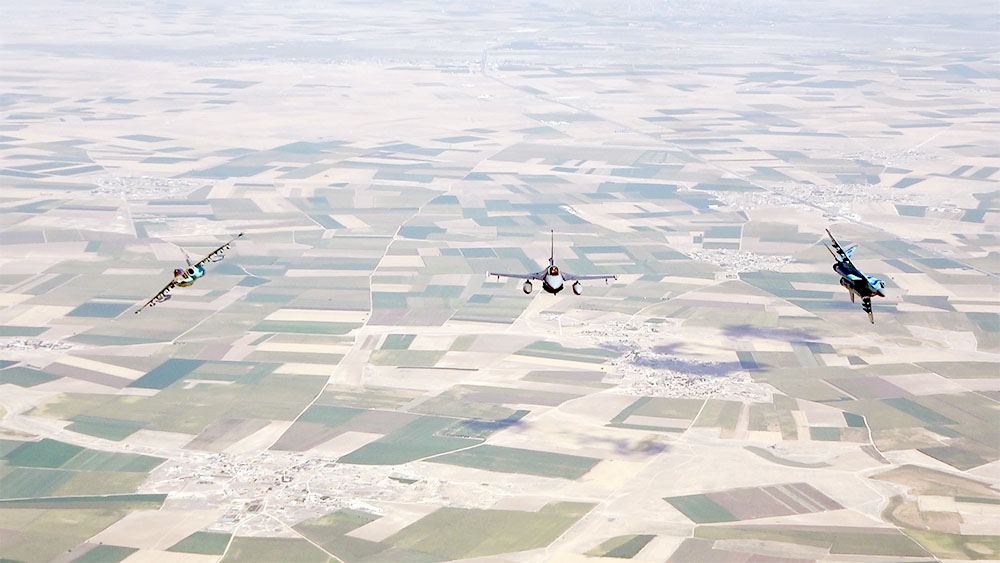 Azerbaijani, Turkish military planes make combat flights within joint exercises (PHOTO/VIDEO)