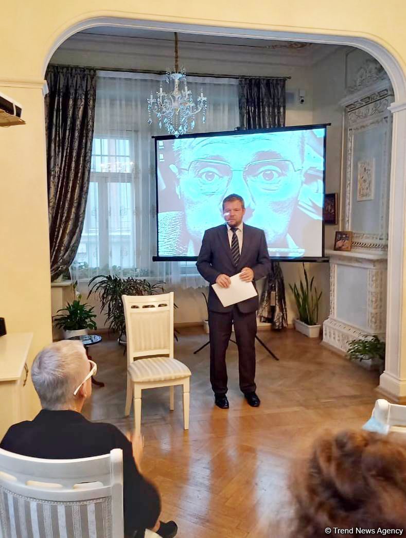 Evening dedicated to 100th anniversary of Polish sci-fi writer Stanislaw Lem held at Maksud Ibragimbekov Creativity Center  in Baku (PHOTO)