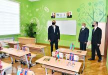 President Ilham Aliyev views conditions created at secondary school No 71 in Sabunchu district (PHOTO)