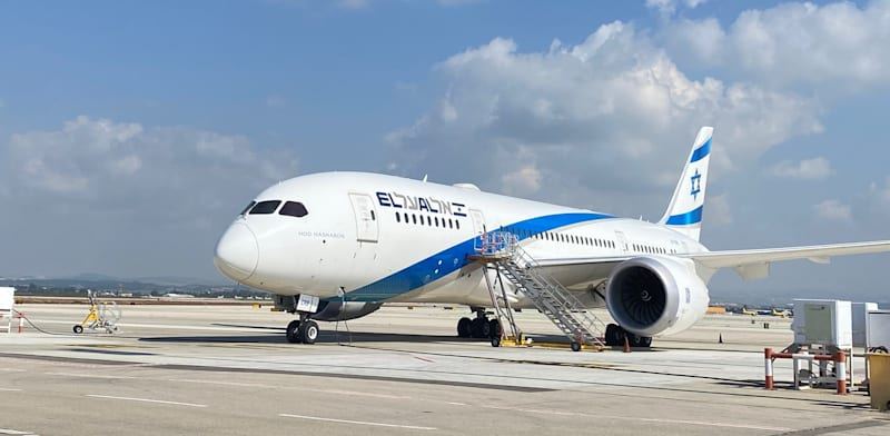 Israeli carrier El Al raises demands for state aid, appeals to prime minister
