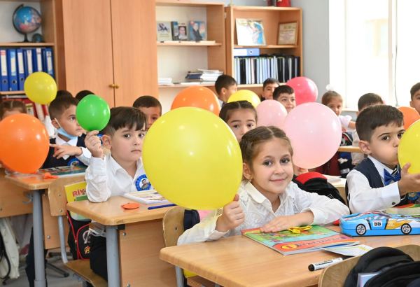 Названо число учеников общеобразовательных учреждений Азербайджана в новом учебном году