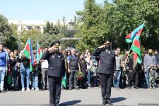 Vətən Müharibəsi şəhidlərinin xatirəsi bütün ölkə ərazisində bir dəqiqəlik sükutla yad edilib (FOTO/VİDEO)