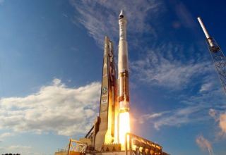 В США запустили ракету-носитель Atlas V с военными спутниками