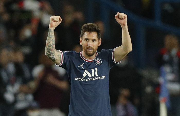 Lionel Messi 7-ci dəfə "Qızıl Top" mükafatına layiq görülüb