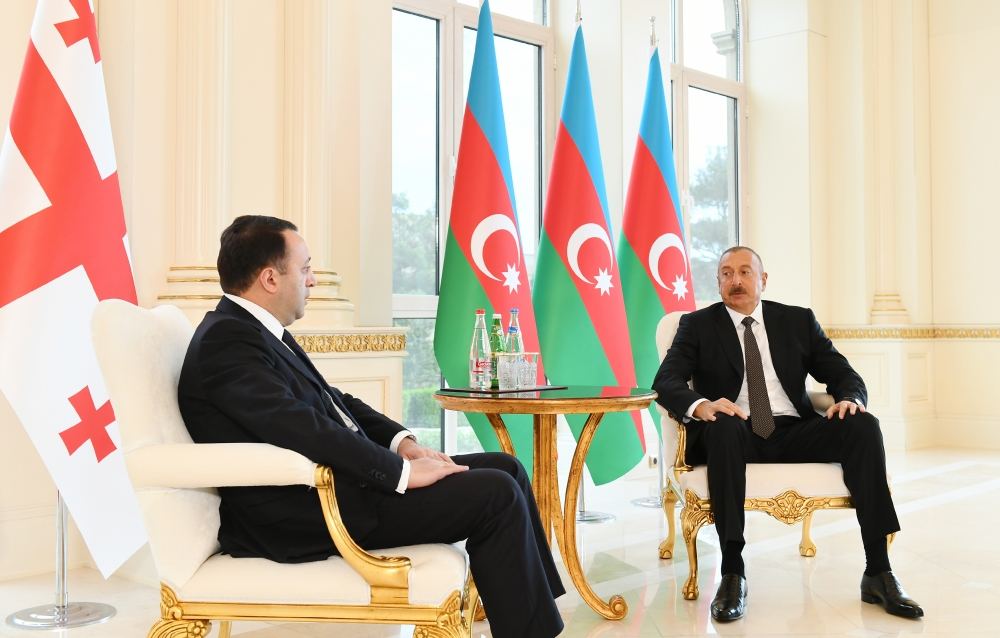 Azərbaycan Prezidenti İlham Əliyev Gürcüstanın baş naziri ilə görüşüb (FOTO/VİDEO) (YENİLƏNİB)