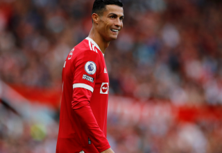 Ronaldo expresses desire to leave Manchester United
