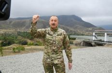 Президент Ильхам Алиев совершил поездку в Тертерский и Бардинский районы (ФОТО/ВИДЕО)