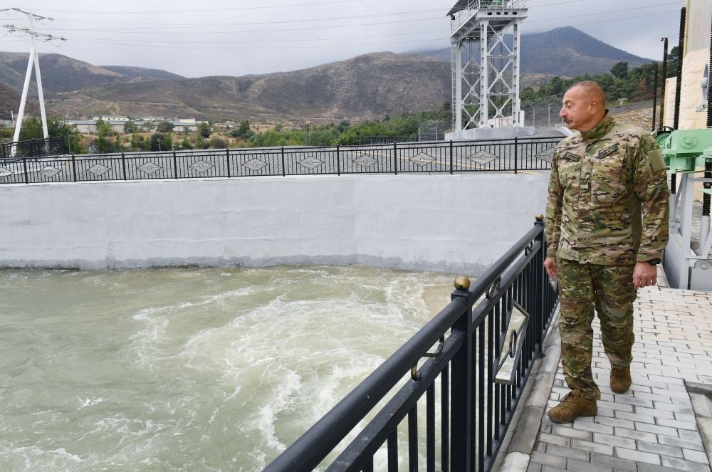 President Ilham Aliyev launches “Sugovushan-1” and “Sugovushan-2” small hydropower plants after renovation (PHOTO)