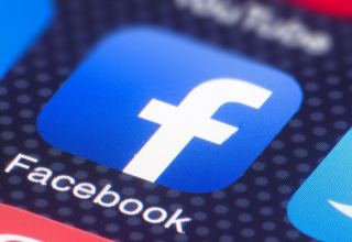 Активность азербайджанских пользователей в соцсети Facebook значительно снизилась за месяц