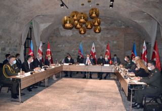 Azerbaijan’s defense minister meets with Turkish and Georgian counterparts (PHOTO)
