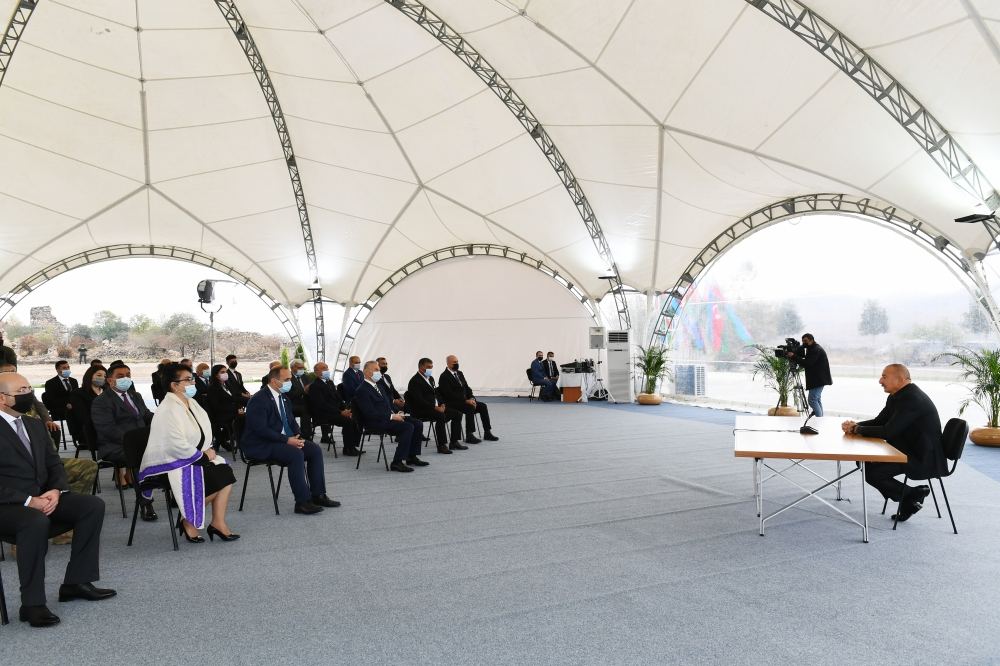 President Ilham Aliyev meets with members of Jabrayil general public, lays foundation of Memorial Complex and restoration of city (PHOTO)