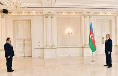 Президент Ильхам Алиев принял верительные грамоты новоназначенного главы  представительства ЕС в Азербайджане (ФОТО) - Gallery Thumbnail