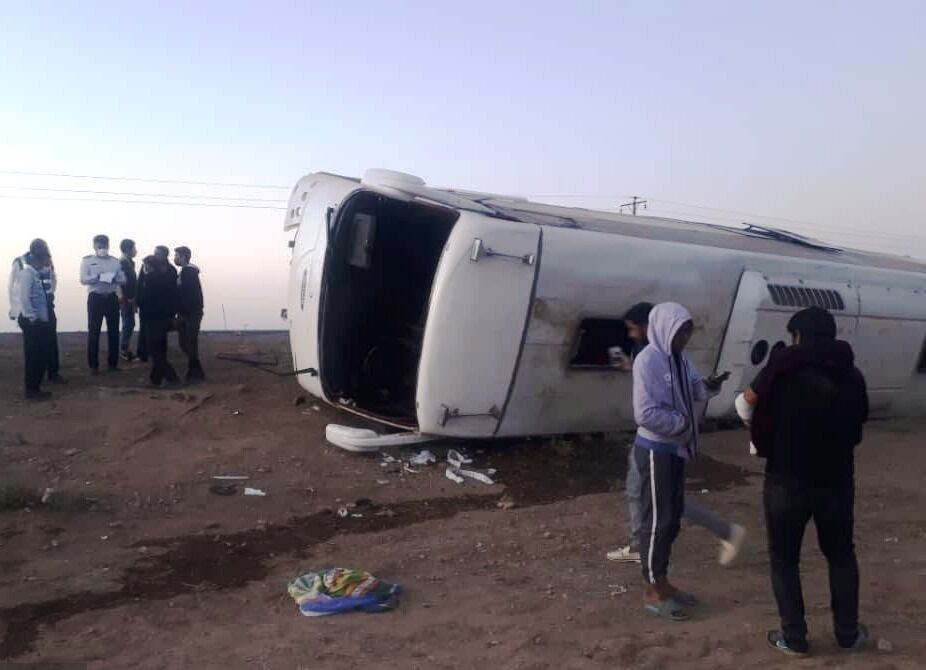 İranda avtobus aşıb, 33 nəfər yaralanıb
