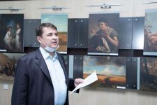 Шедевры стоят баснословных денег… Репродукции картин известных русских художников в Баку (ФОТО)