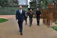 Президент Ильхам Алиев и Первая леди Мехрибан Алиева приняли участие в открытии Бакинского зоологического парка  после реконструкции (ФОТО/ВИДЕО) (версия 2)
