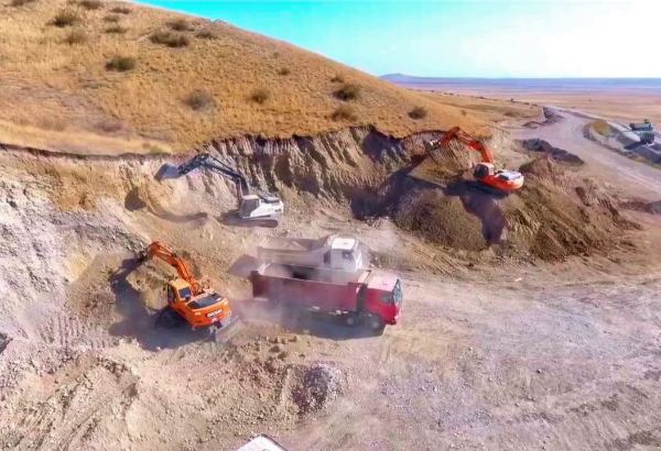 Продолжается строительство автодороги Талыш-Нафталан (ФОТО)
