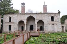 Дипломаты и иностранные журналисты посетили исторические и религиозные памятники в городе Шуша (ФОТО)