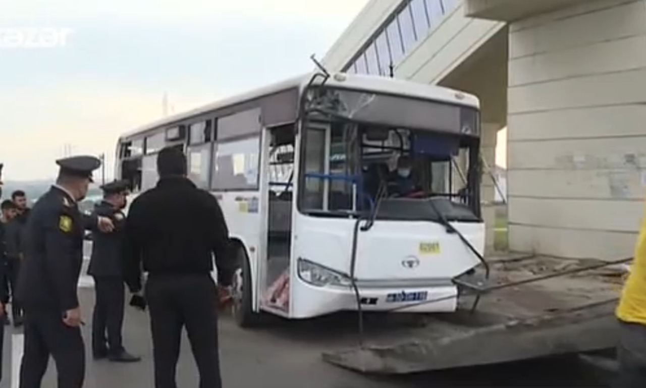 Azerbaijan’s Interior ministry reveals details of severe road accident with passenger bus in Baku